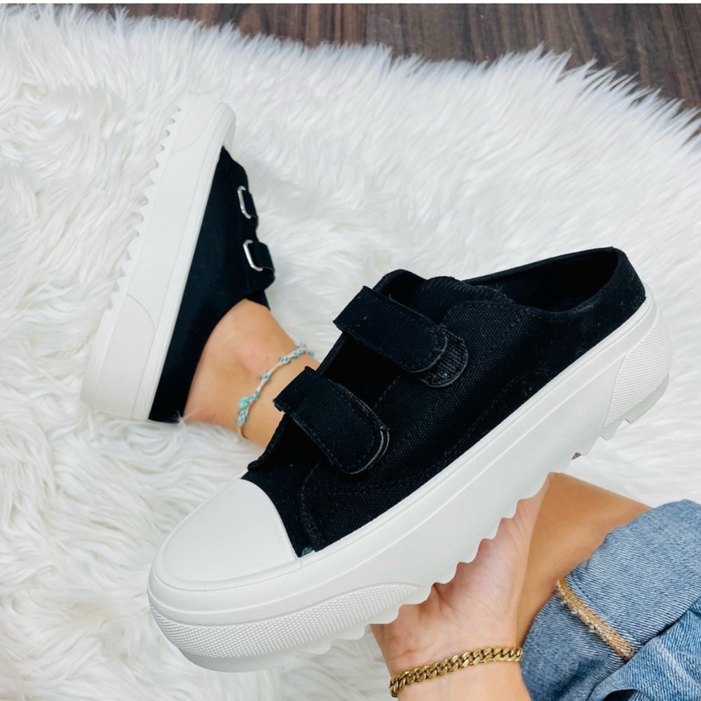 B&W Chunky Canvas open back slip on Sneakers